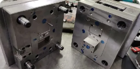 Aaru plastics homepage Injection molding Precision Injection molding